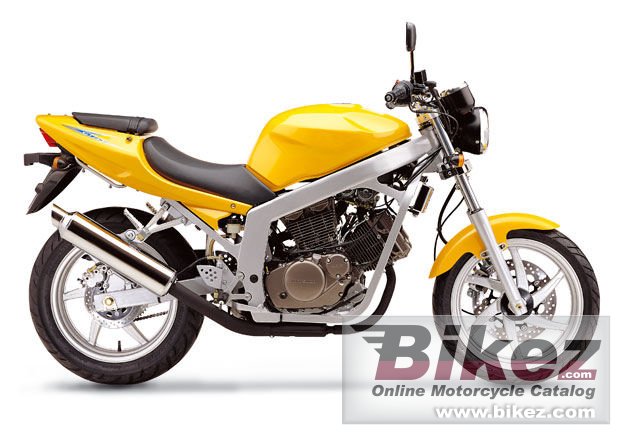 Hyosung GT125 Naked - GT125 Comet