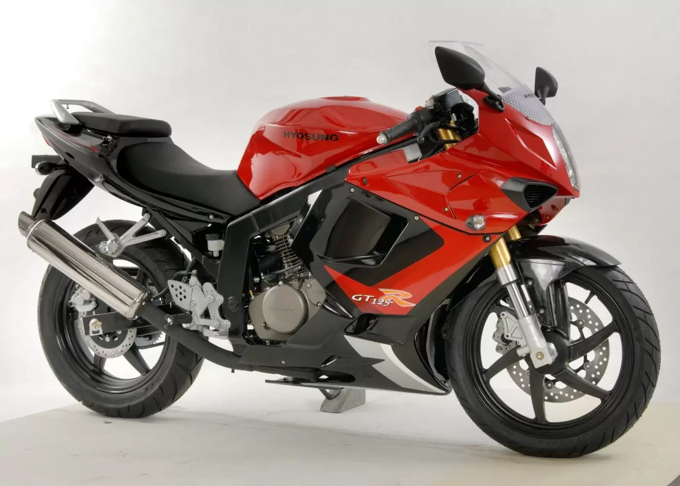 Hyosung GT125R TTC