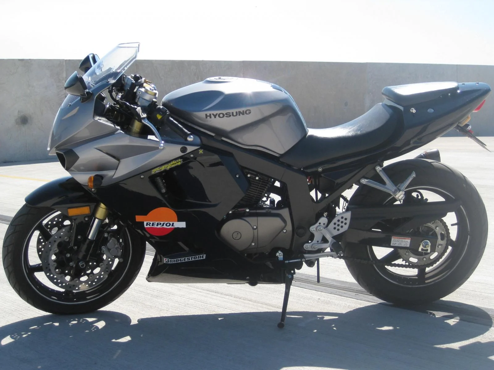 Thumbnail for Hyosung GT250 2008