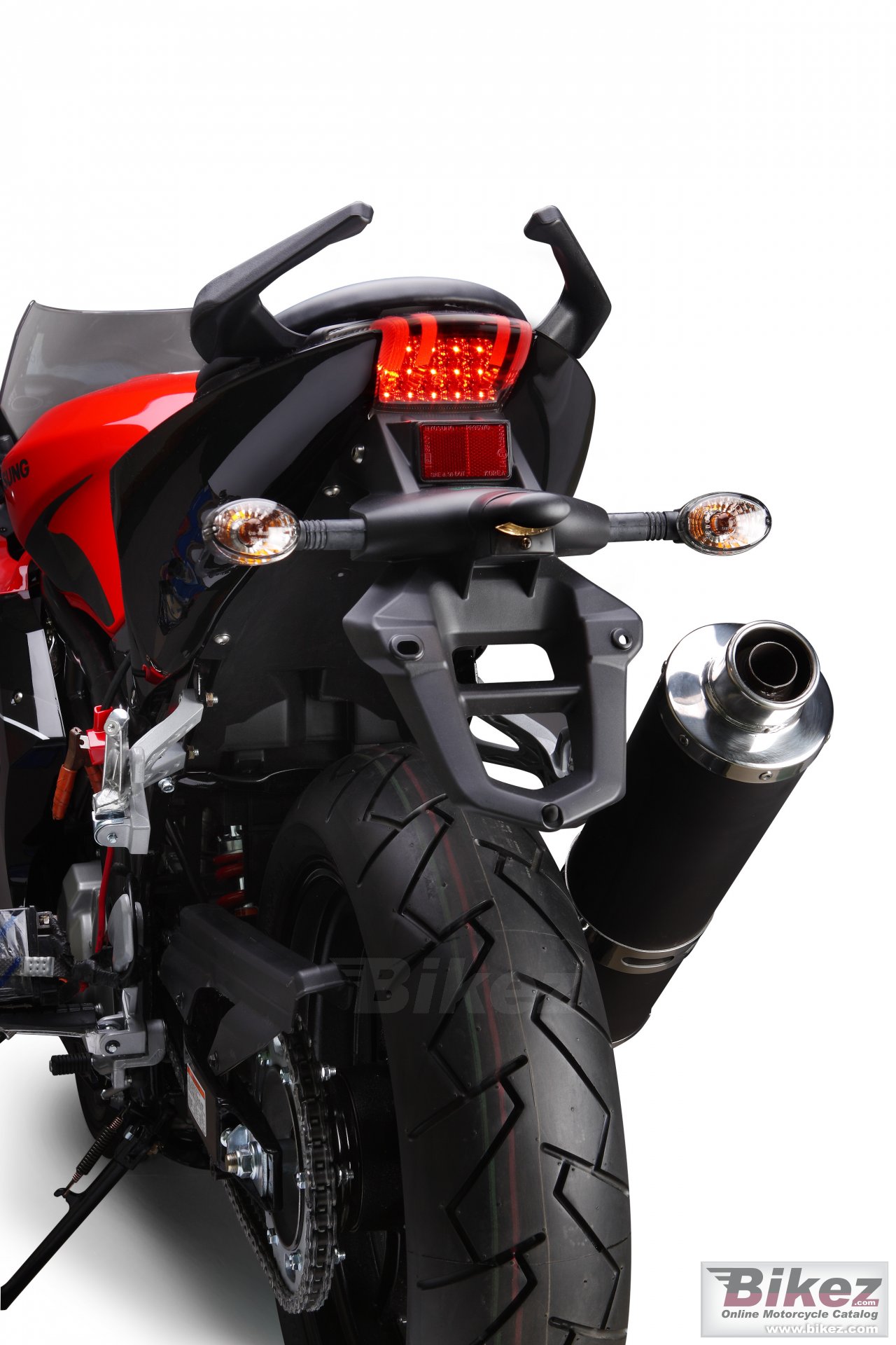 Thumbnail for Hyosung GT650R 2010
