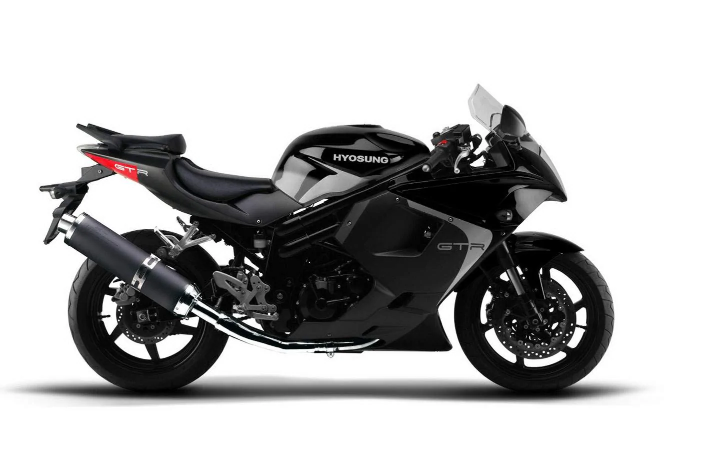 Hyosung GT650R