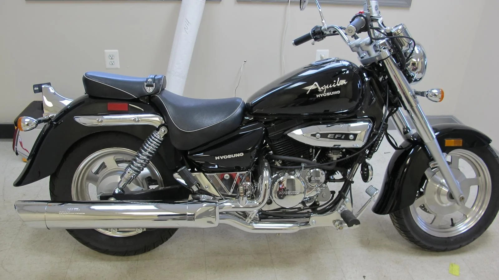 Hyosung GV250 Aquila