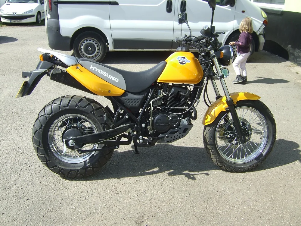 Hyosung RT125