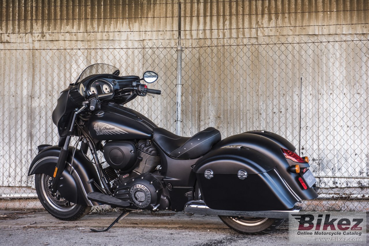 Thumbnail for Indian Chieftain Dark Horse 2017