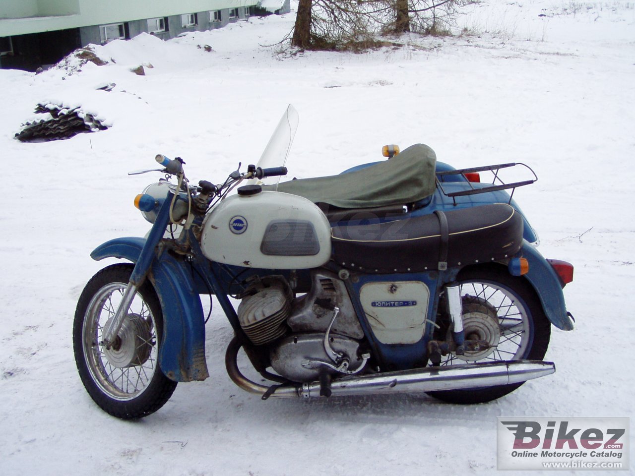 IZH Jupiter 3 (with sidecar)