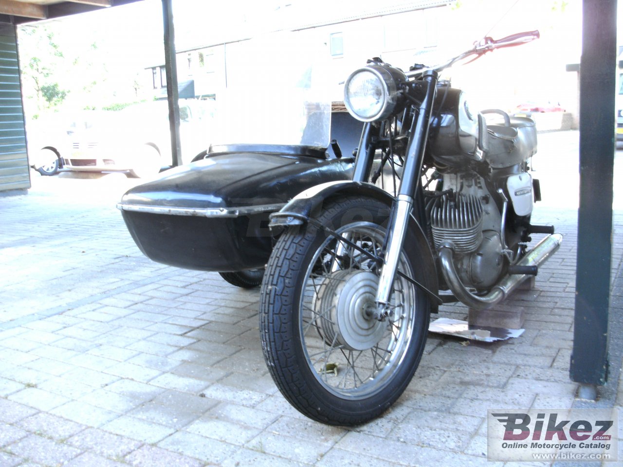 IZH Jupiter 3 (with sidecar)