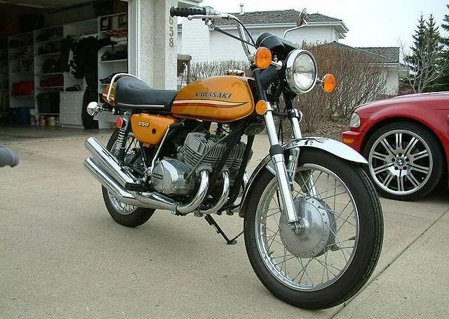 Thumbnail for Kawasaki 250 S 1 Mach I 1973