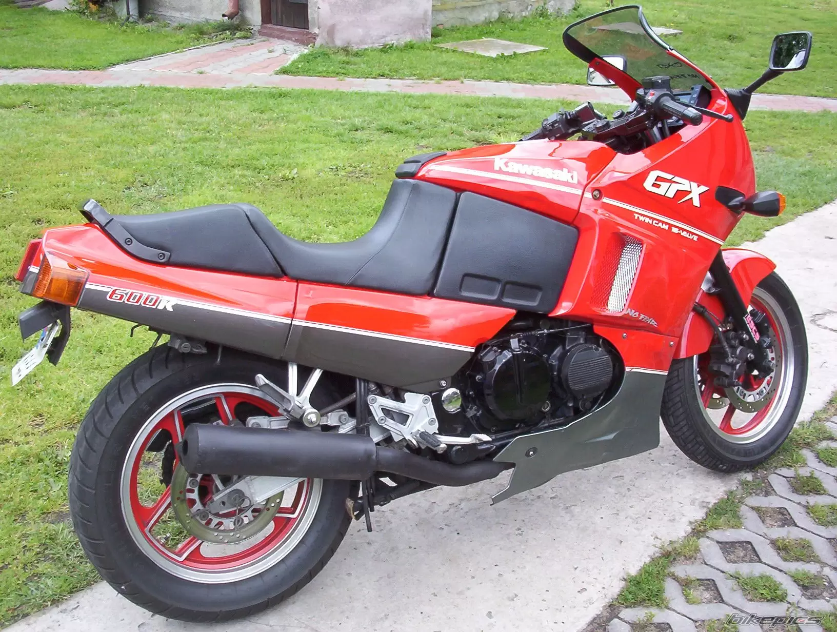 Thumbnail for Kawasaki GPX 600 R 1990