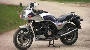 Kawasaki GPZ 1100
