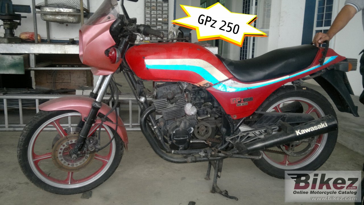 Thumbnail for Kawasaki GPZ 250 Belt Drive 1983