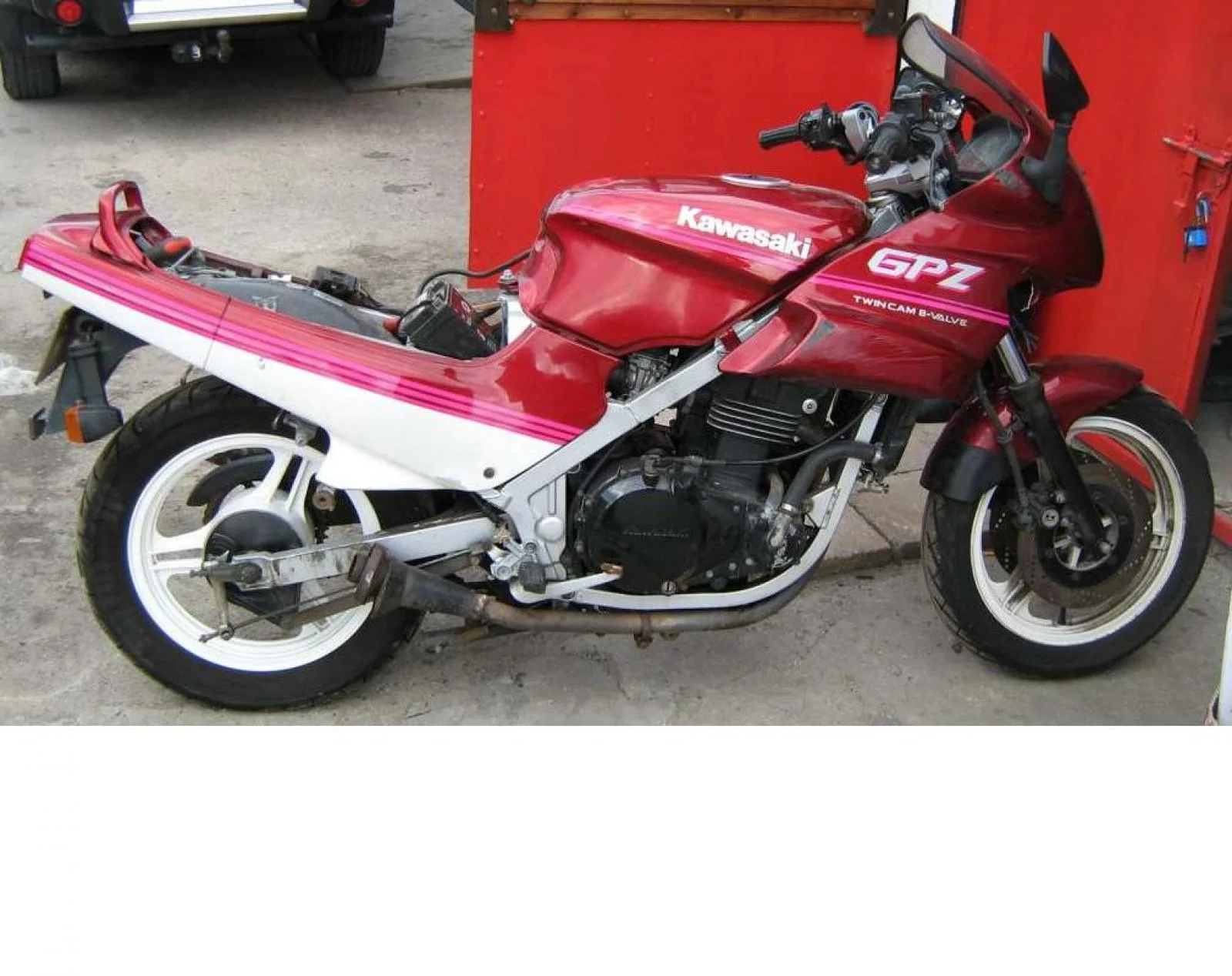 Thumbnail for Kawasaki GPZ 500 S 1990
