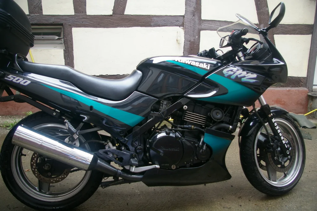 Thumbnail for Kawasaki GPZ 500 S 1999