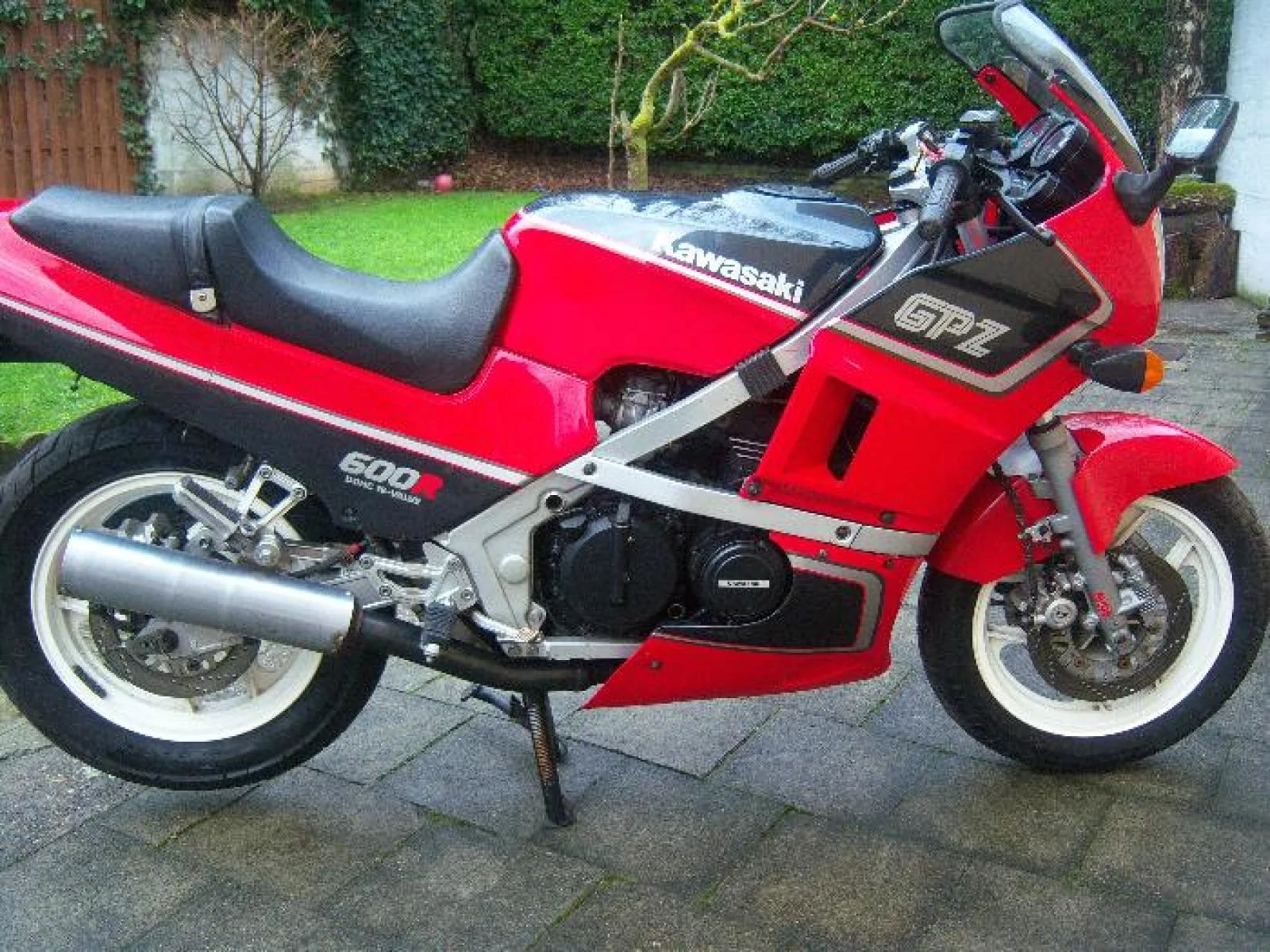 Thumbnail for Kawasaki GPZ 600 R 1988