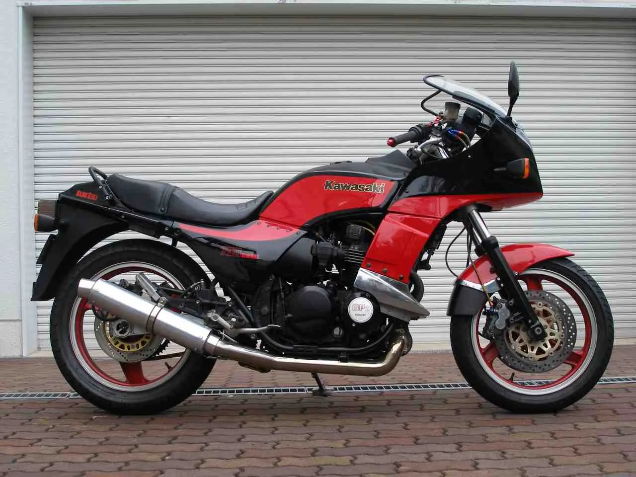 Thumbnail for Kawasaki GPZ 750 1988