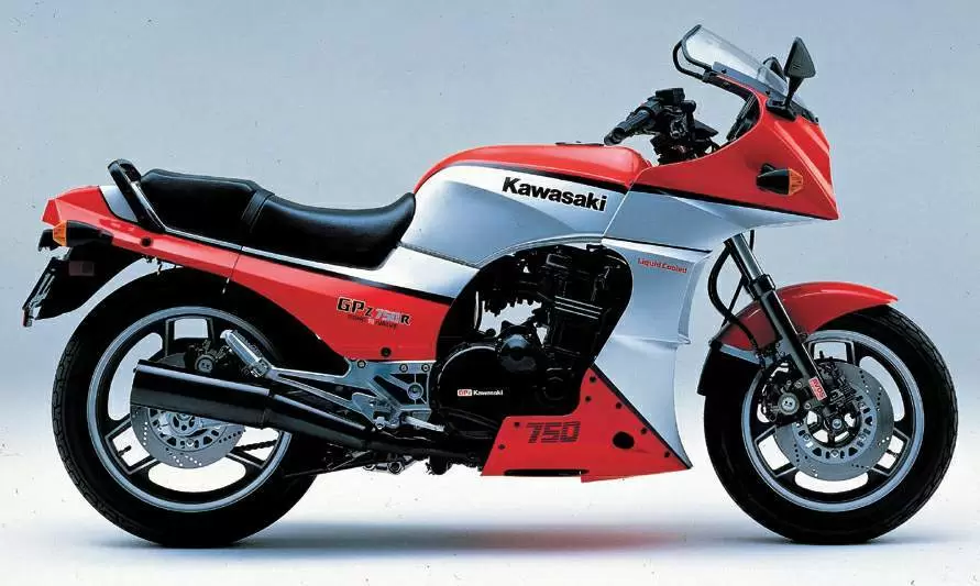 Kawasaki GPZ 750 R