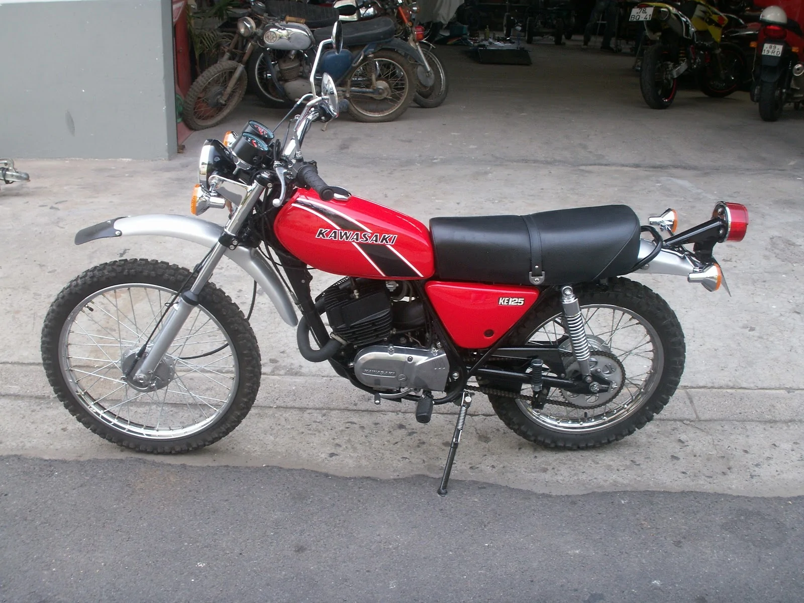 Thumbnail for Kawasaki KE 125 1976