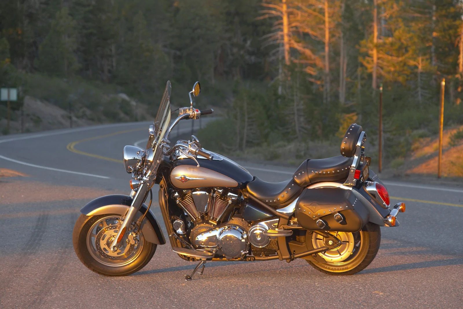 Thumbnail for Kawasaki VN2000 Classic 2010
