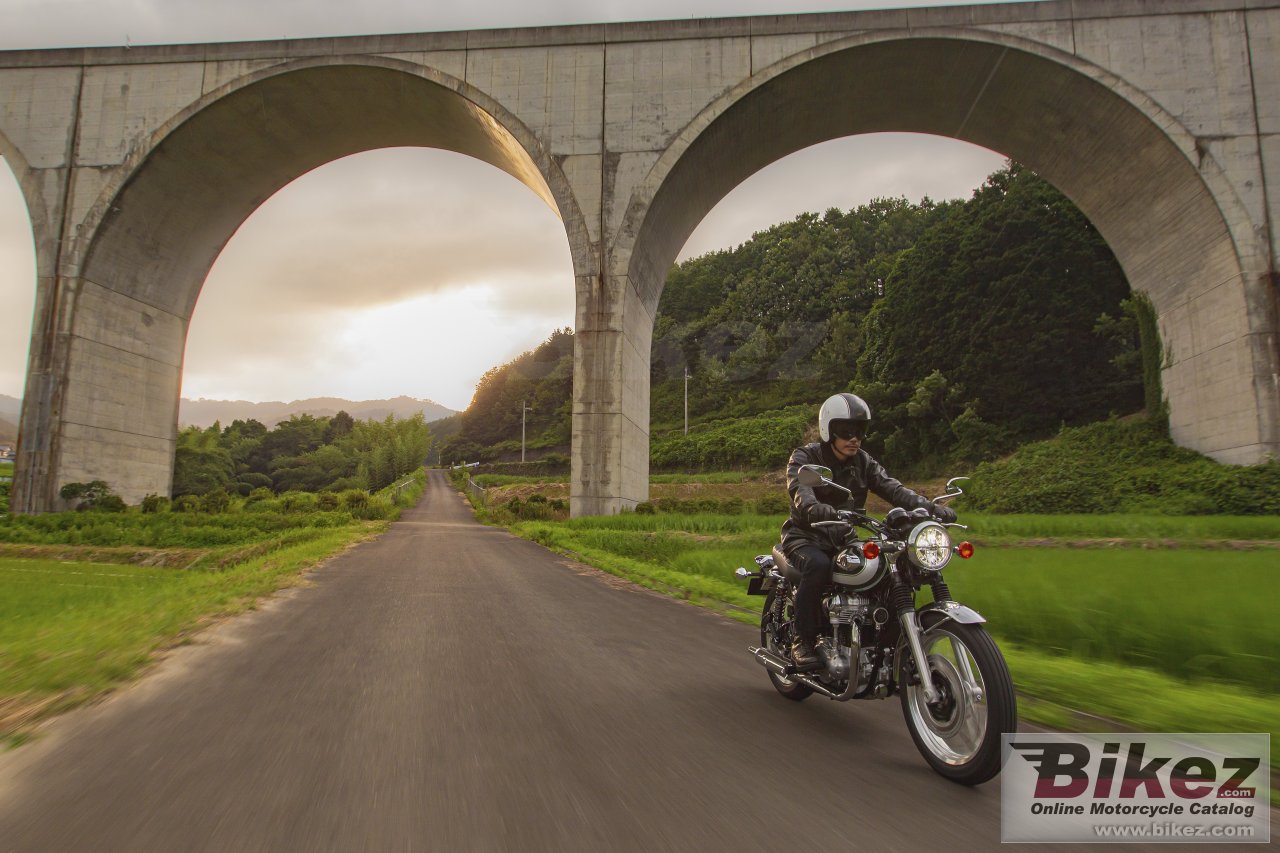 Thumbnail for Kawasaki W800 2020