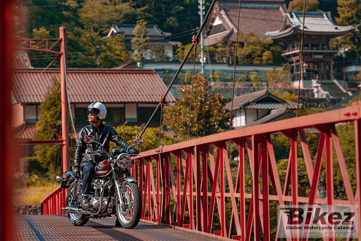 Thumbnail for Kawasaki W800 2022