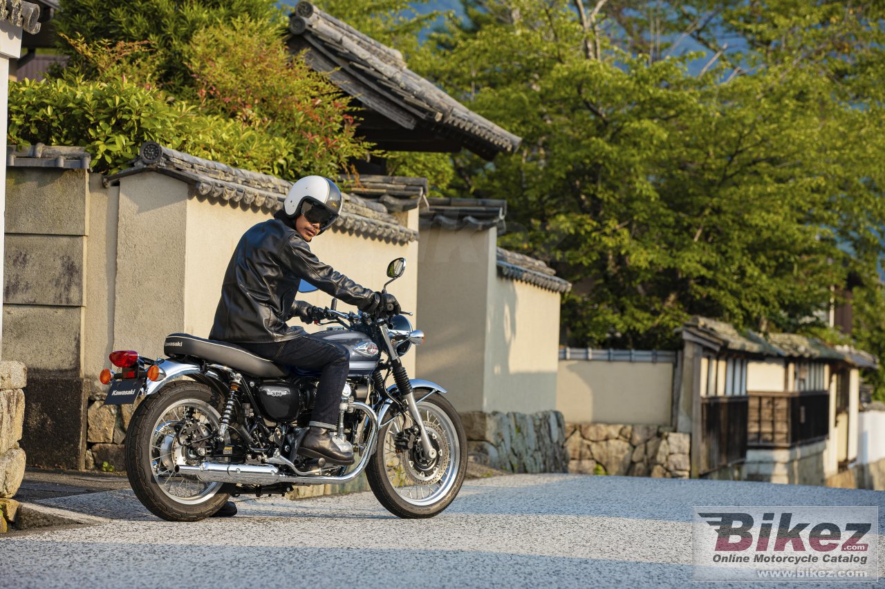 Thumbnail for Kawasaki W800 2023
