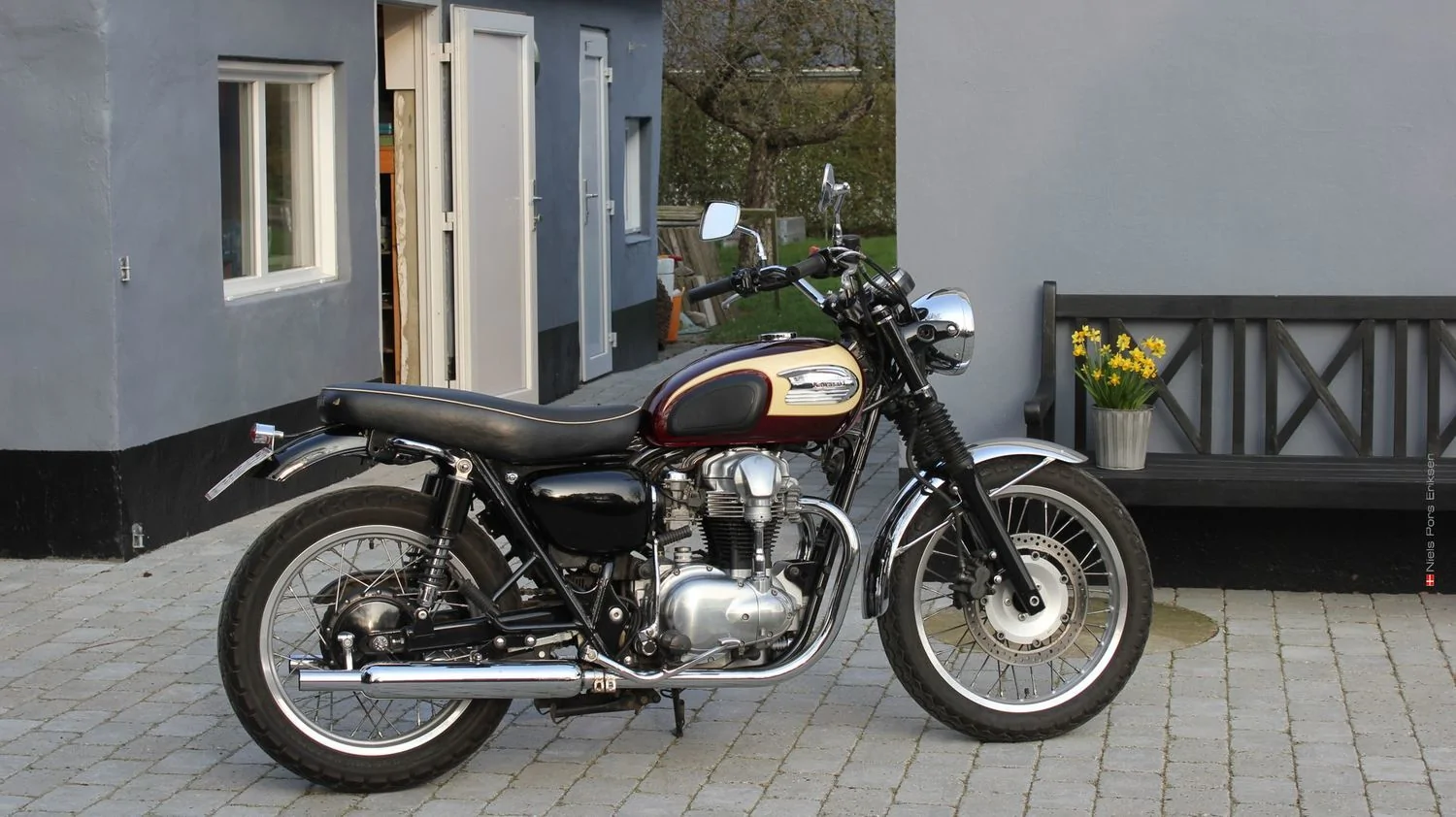 Thumbnail for Kawasaki W 650 2004
