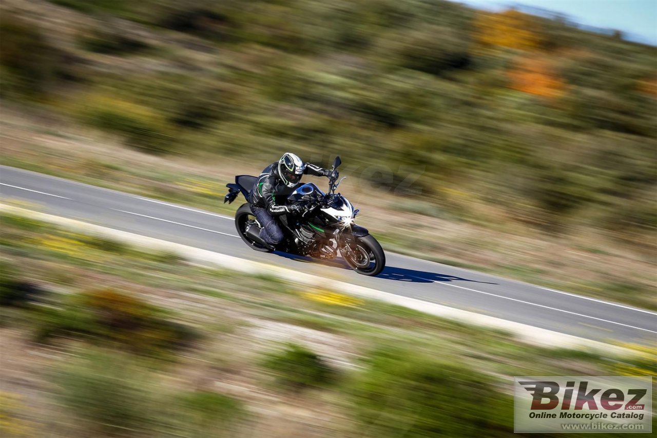 Thumbnail for Kawasaki Z800 e version 2017