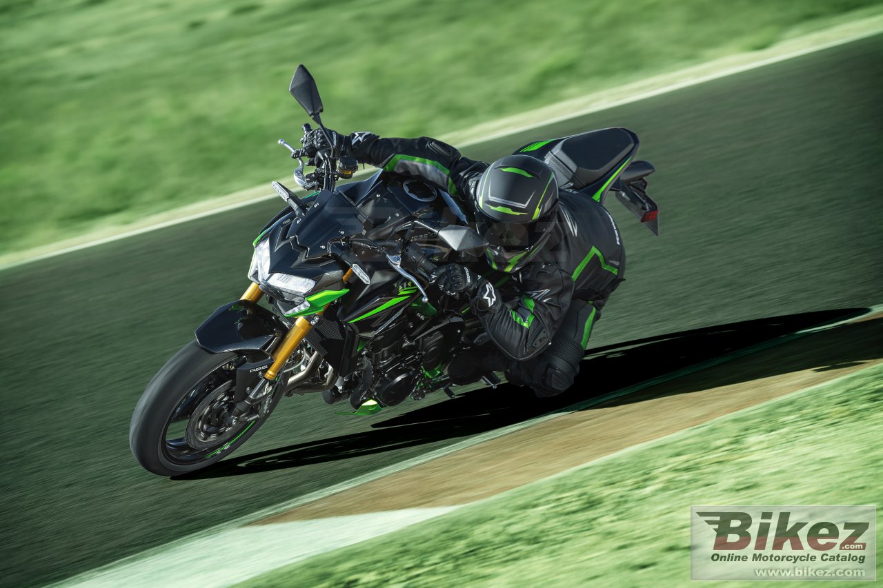 Thumbnail for Kawasaki Z900 SE 2022