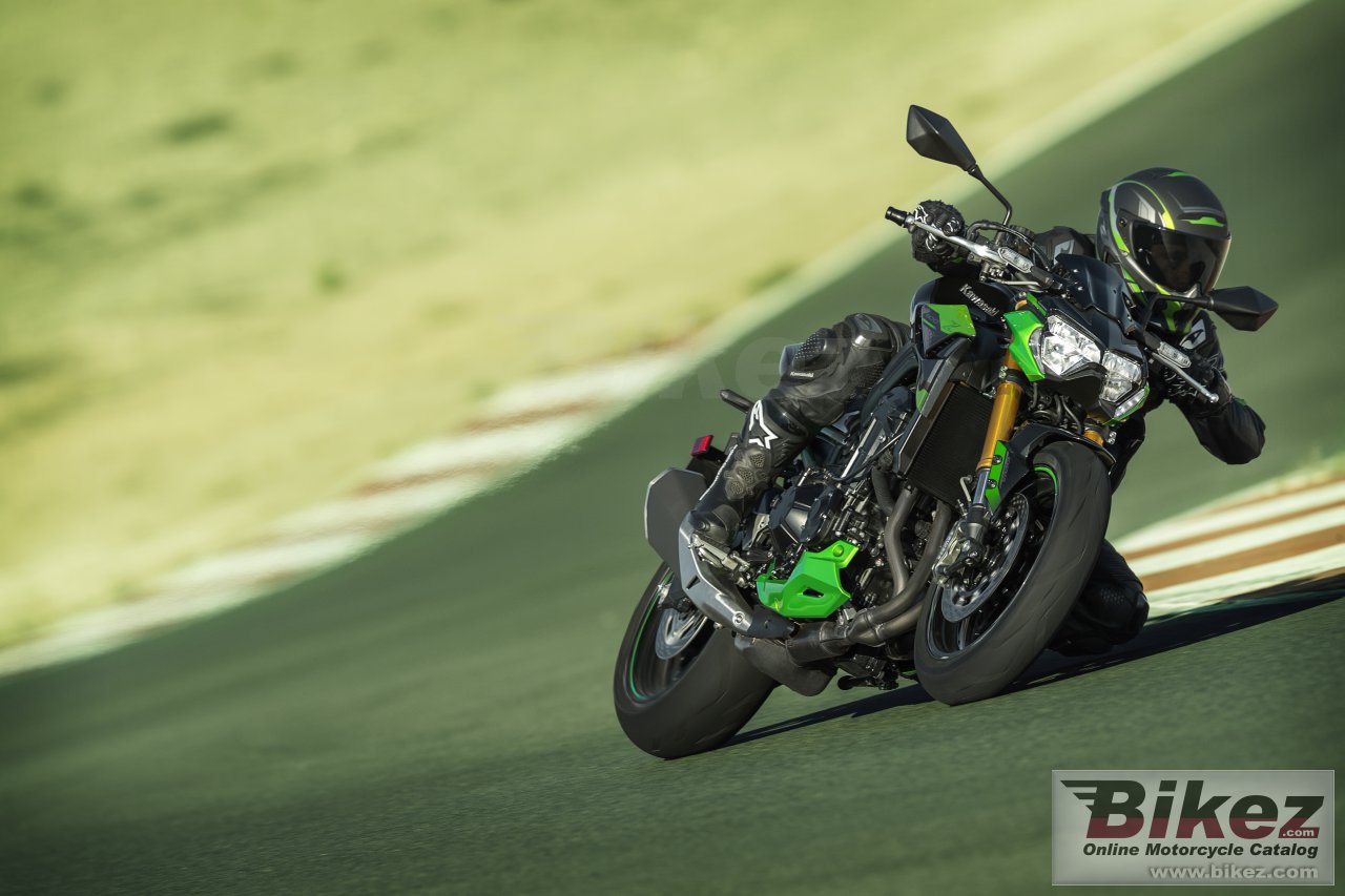 Thumbnail for Kawasaki Z900 SE 2023