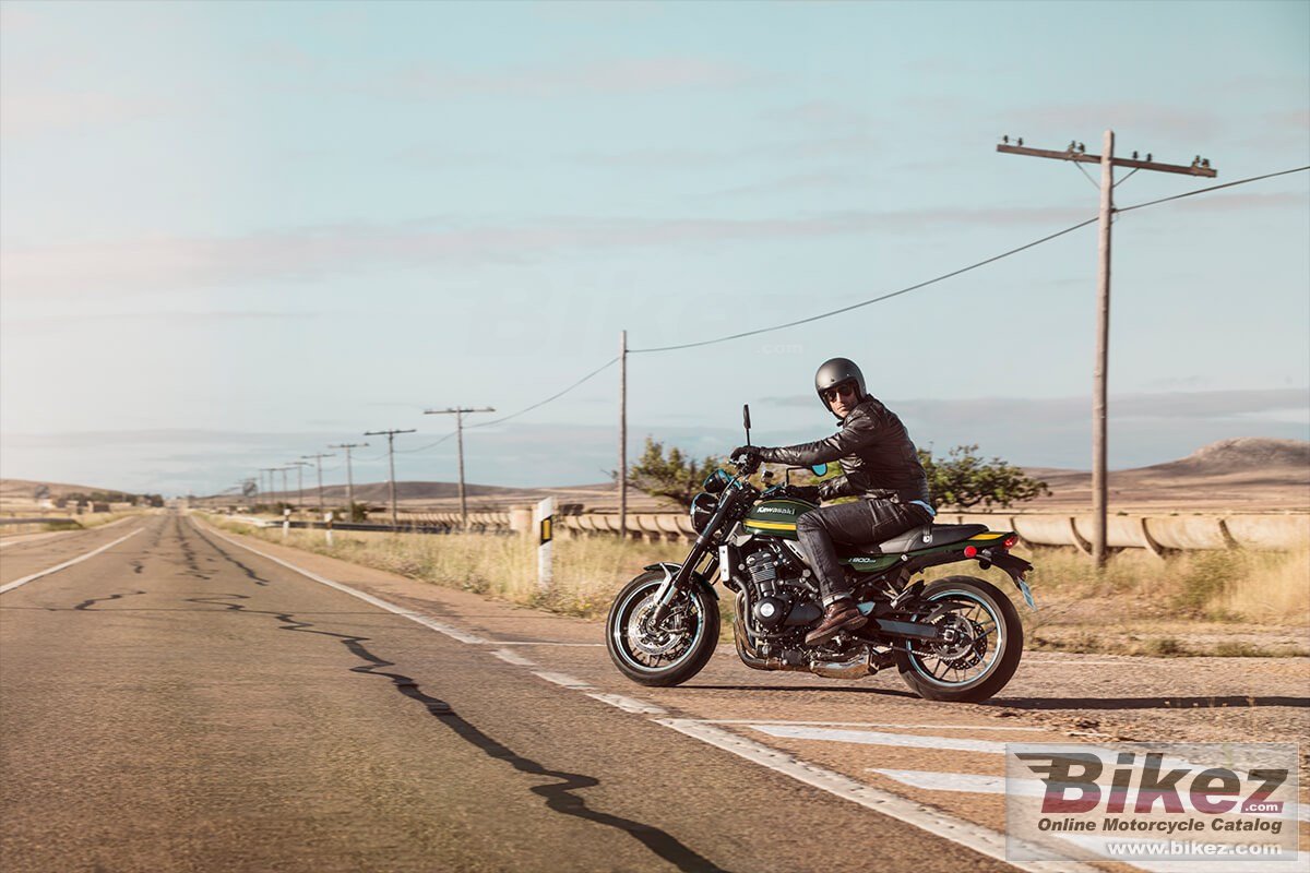Thumbnail for Kawasaki Z900RS 2021