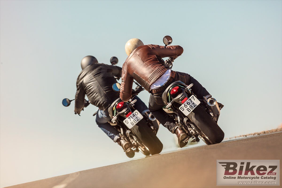 Thumbnail for Kawasaki Z900RS 2021