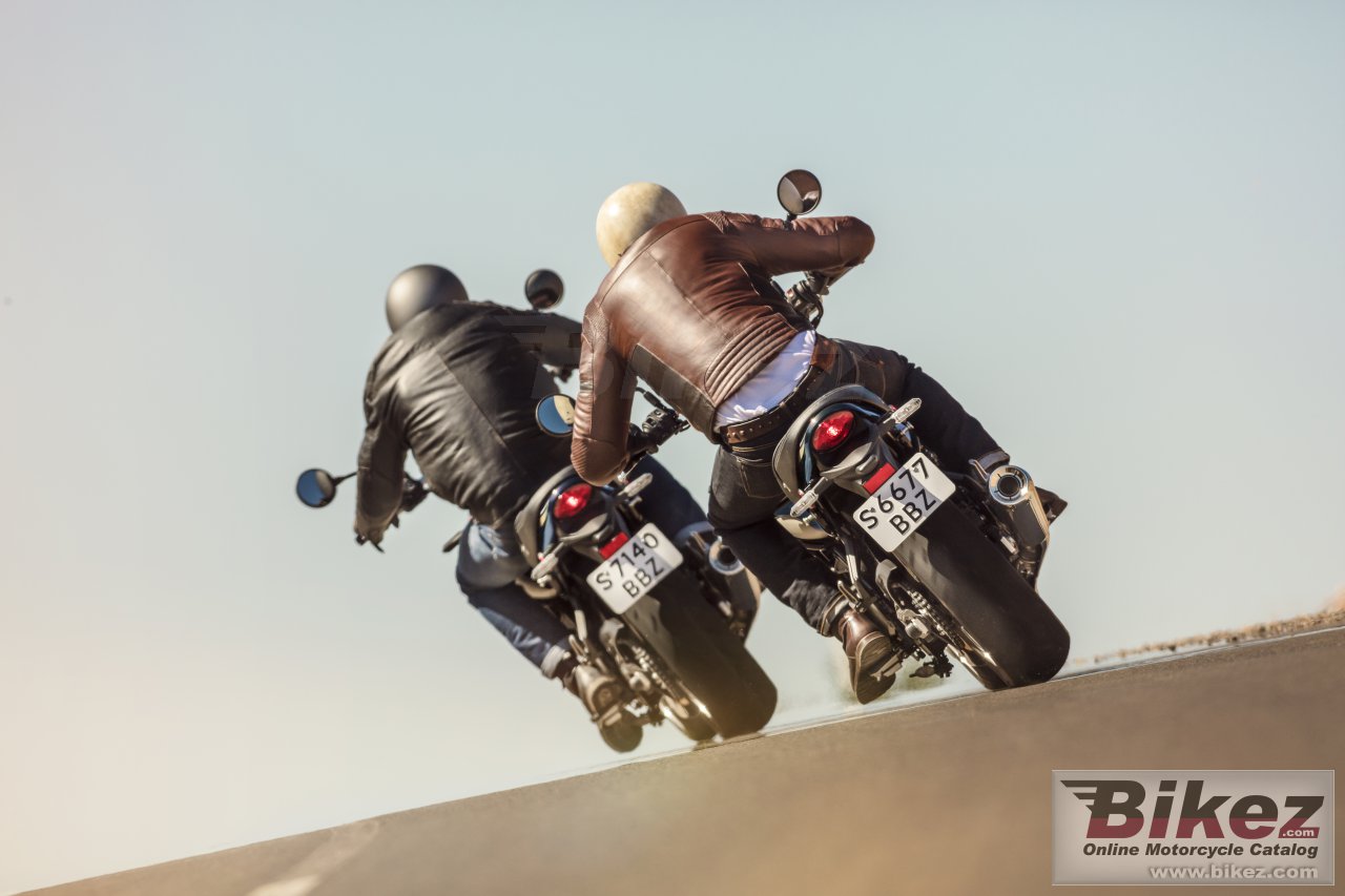 Thumbnail for Kawasaki Z900RS 2023