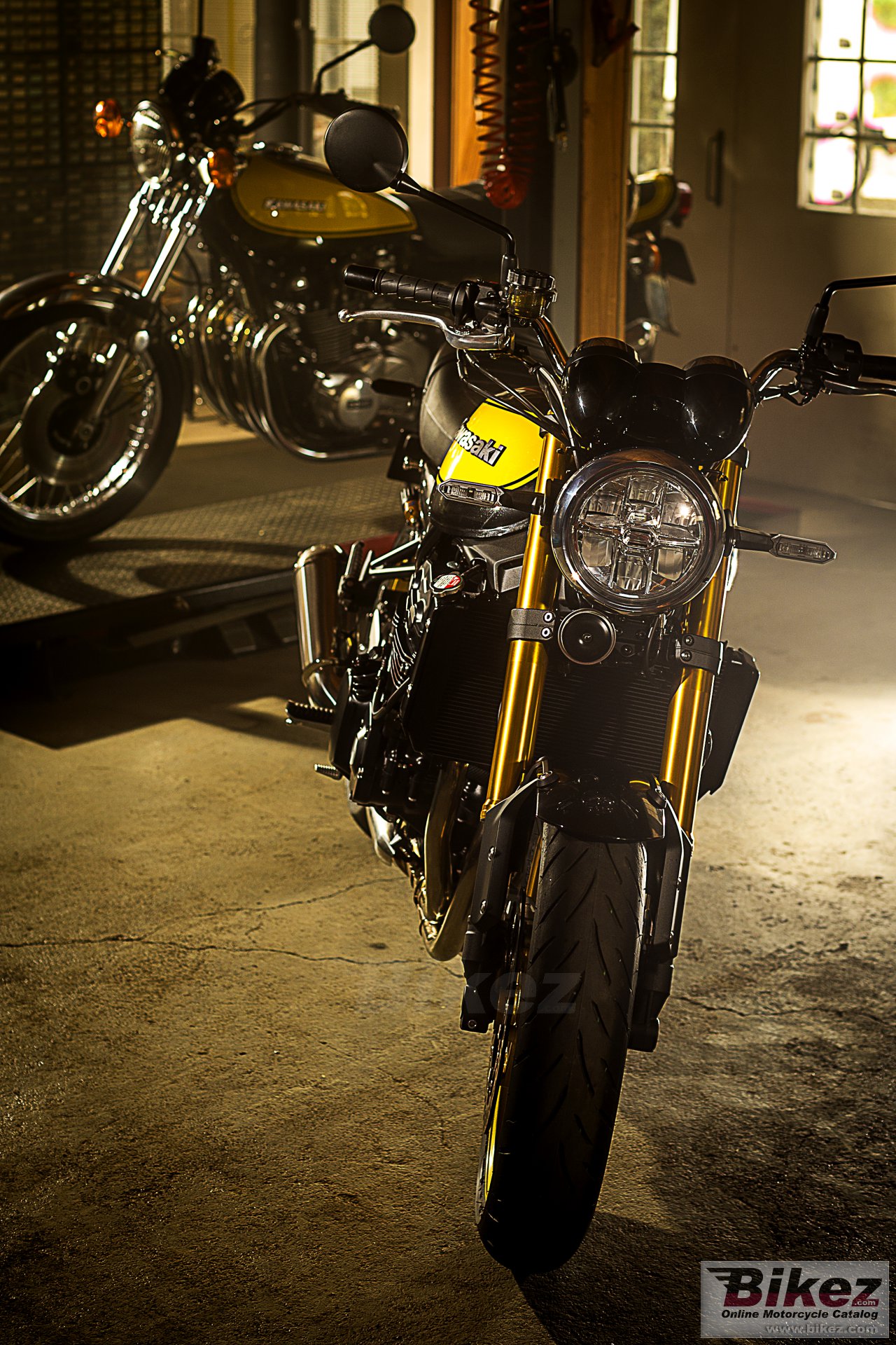 Thumbnail for Kawasaki Z900RS SE 2023