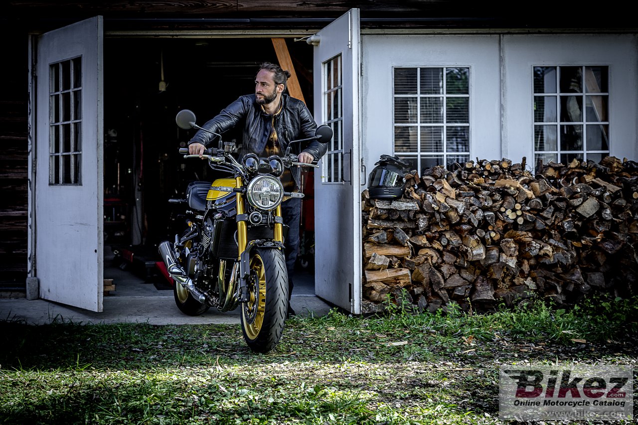 Thumbnail for Kawasaki Z900RS SE 2023