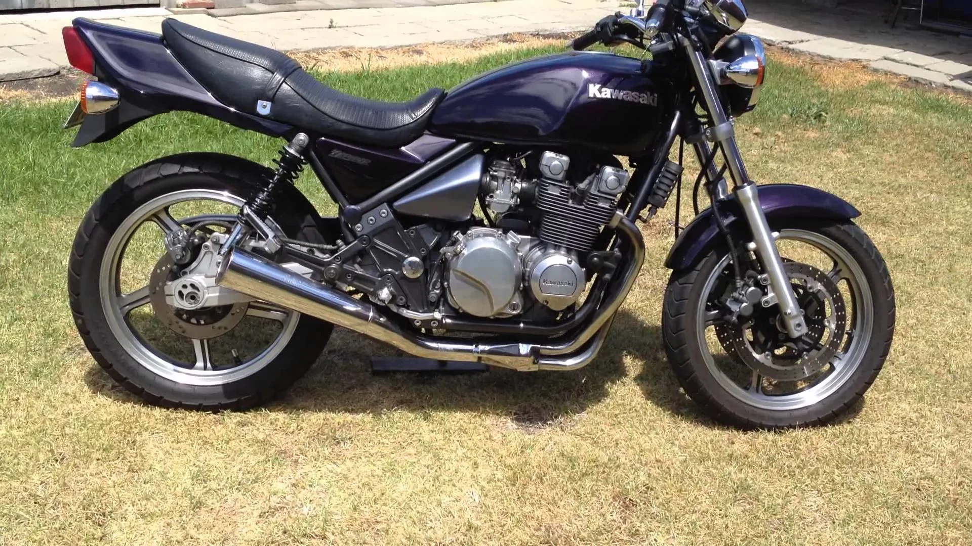 Thumbnail for Kawasaki Zephyr 550 1997
