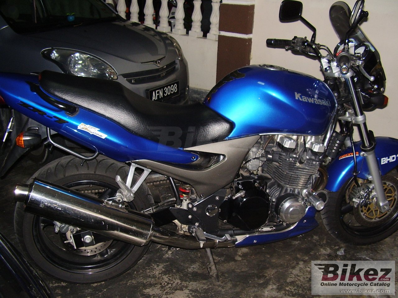 Thumbnail for Kawasaki ZR-7 2003