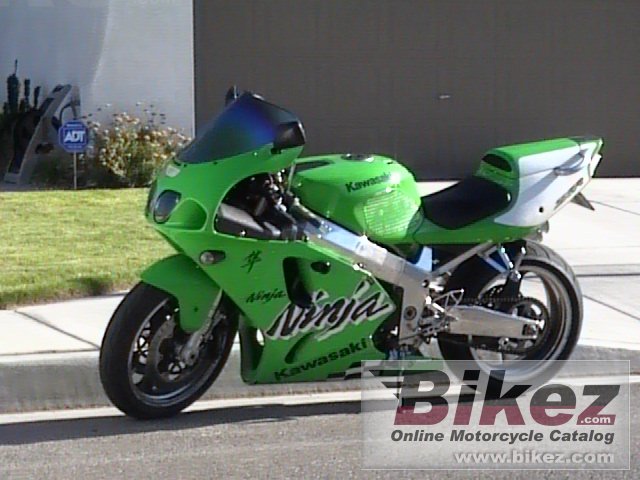 Thumbnail for Kawasaki ZX-7R Ninja 1998