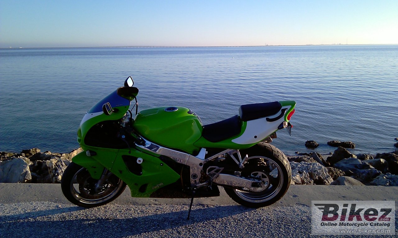 Thumbnail for Kawasaki ZX-7R Ninja 2001