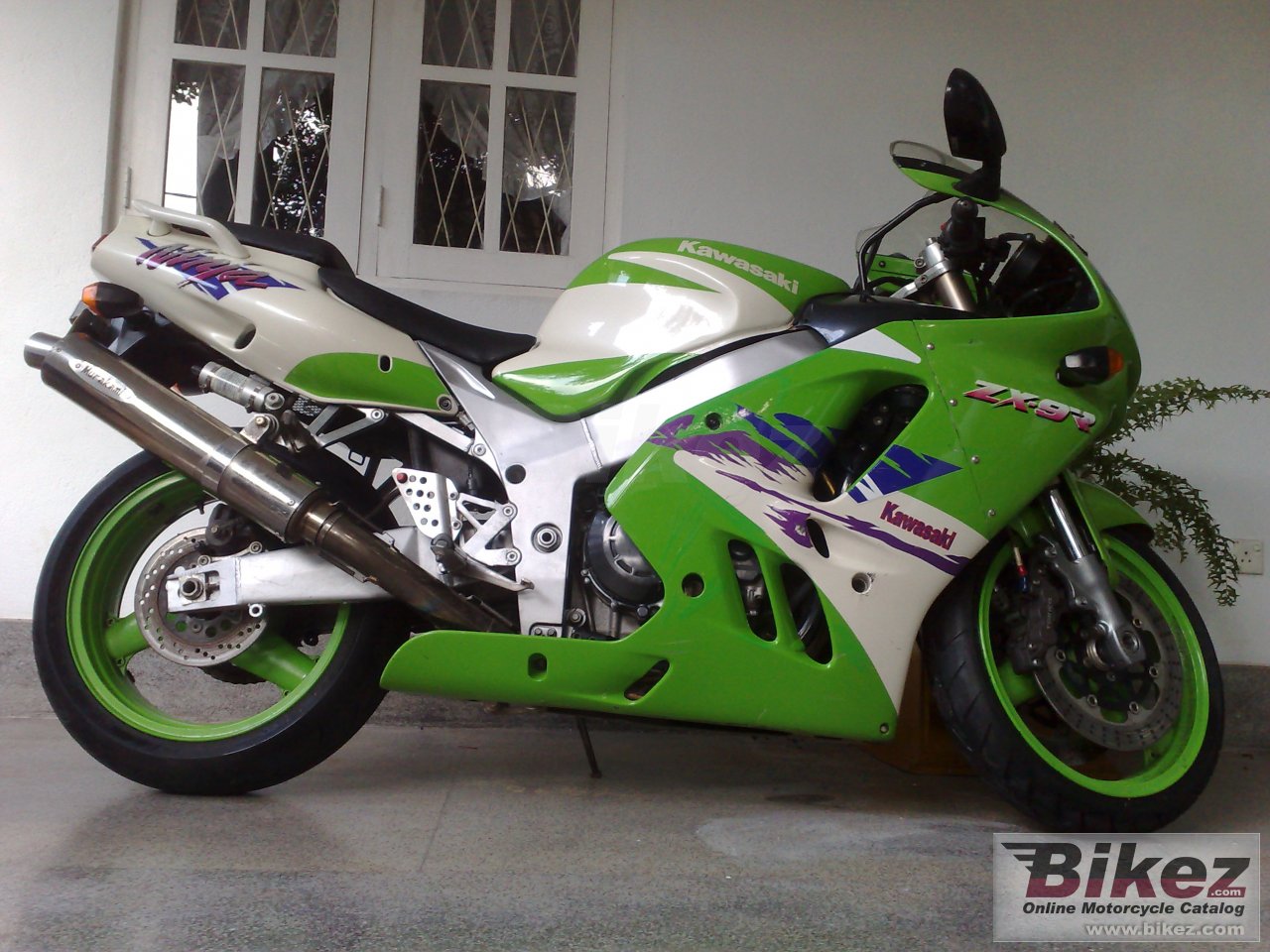 Thumbnail for Kawasaki ZX-9R Ninja 1998