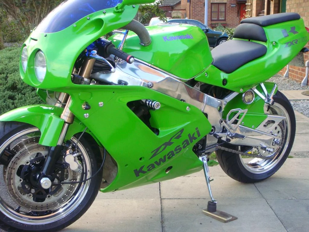 Kawasaki ZXR 750