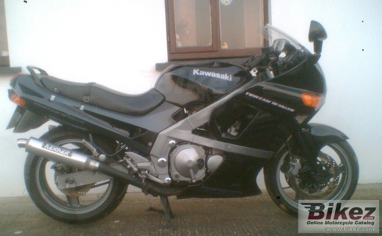 Kawasaki ZZR-400