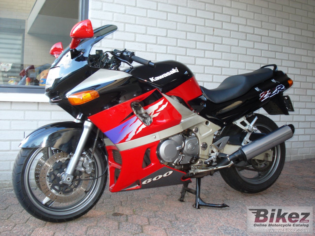 Thumbnail for Kawasaki ZZR 600 1995