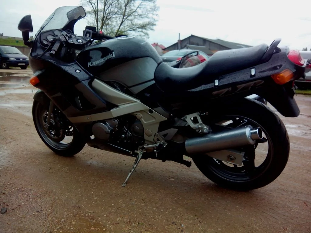 Thumbnail for Kawasaki ZZR 600 1998