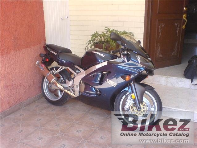 Thumbnail for Kawasaki ZZR 600 2005