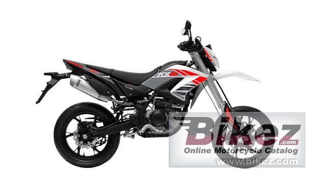 Keeway KXM 200