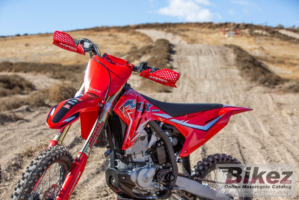 Thumbnail for Kove MX 250 2024