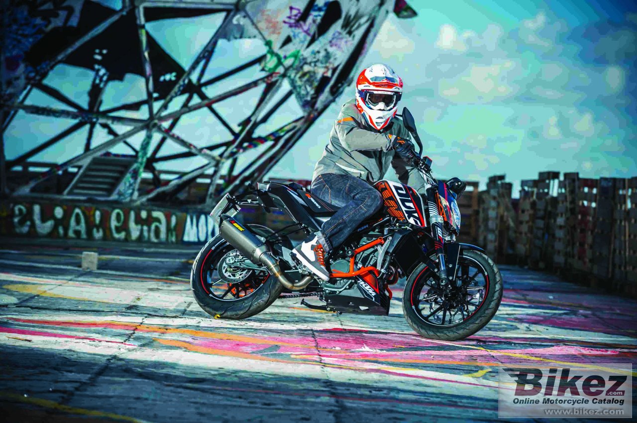 Thumbnail for KTM 125 Duke 2016