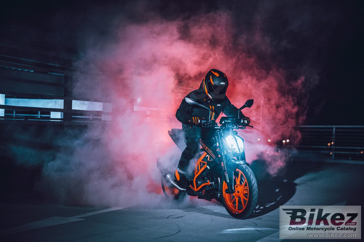 Thumbnail for KTM 125 Duke 2021