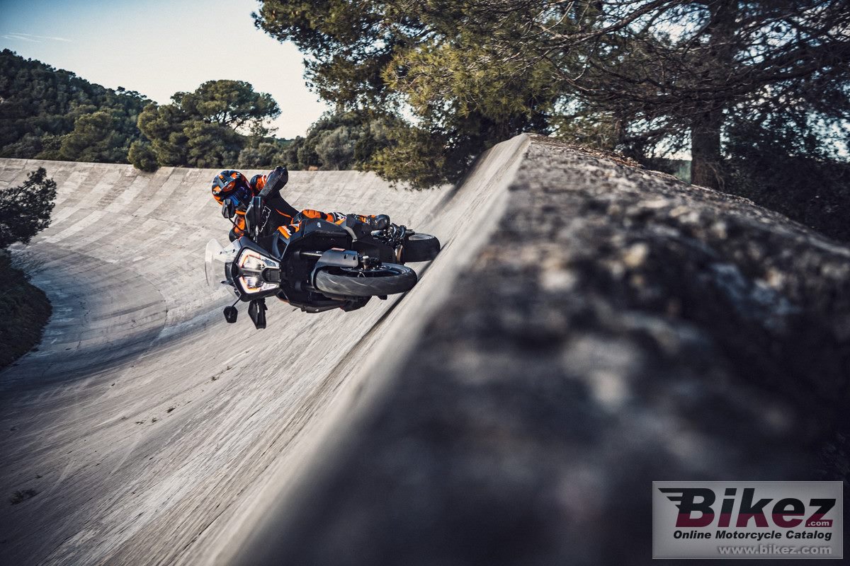Thumbnail for KTM 1290 Super Adventure S 2021