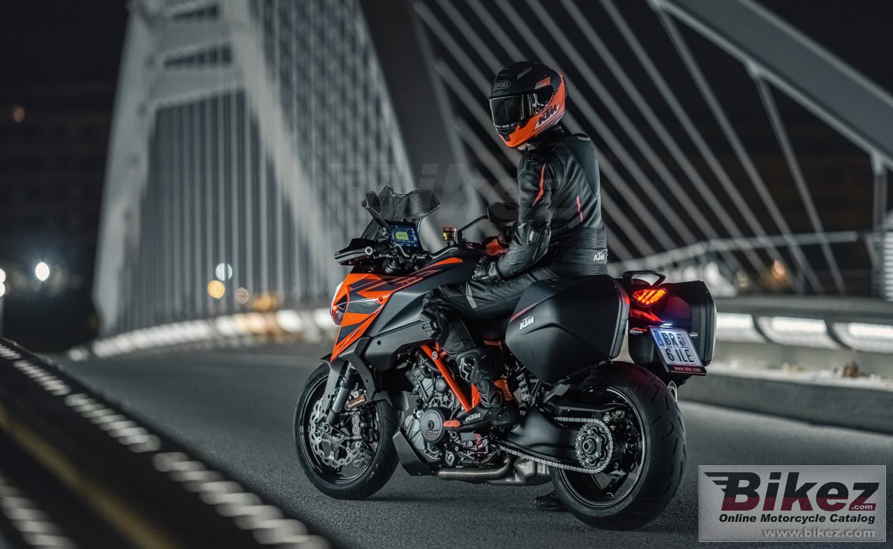 Thumbnail for KTM 1290 Super Duke GT 2022