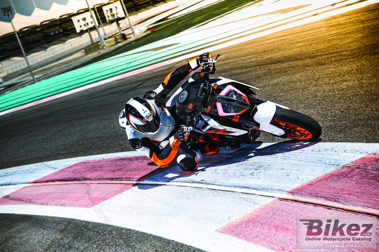 Thumbnail for KTM 1290 Super Duke R 2017